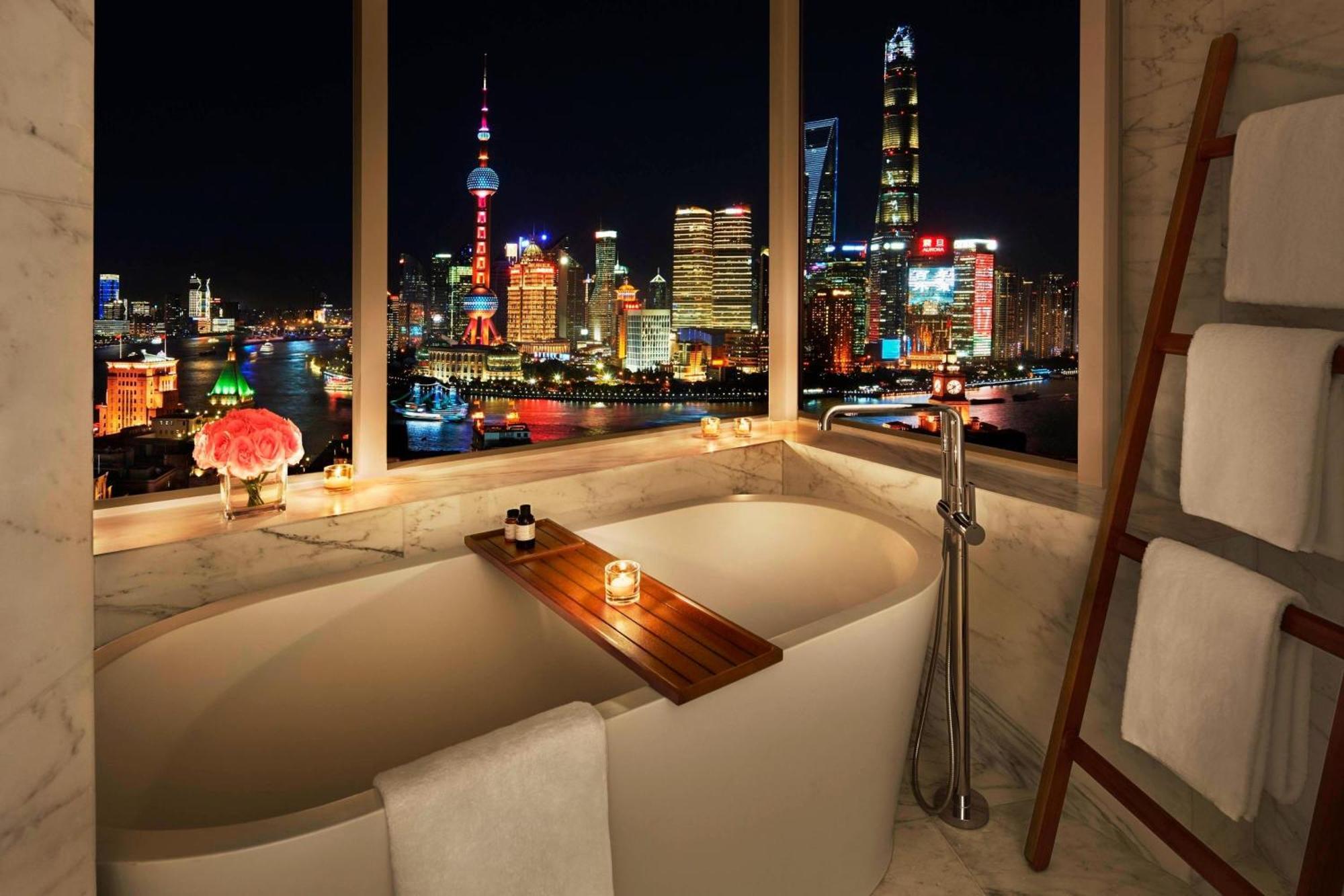 The Shanghai EDITION Bagian luar foto